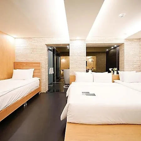 Simplestay Hotel In Jongno